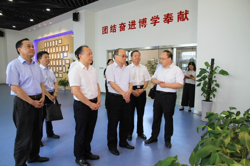 安理家園最新動(dòng)態(tài)，學(xué)習(xí)之光照亮未來，自信與成就感的培育地