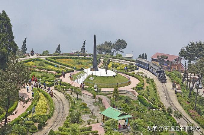 迷你世界最新版刷鐵軌，自然美景探險之旅啟動！